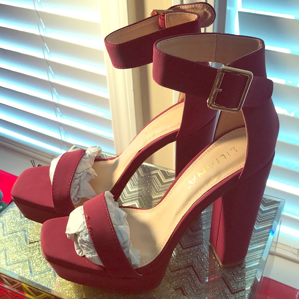 Ankle strap block heel sandals